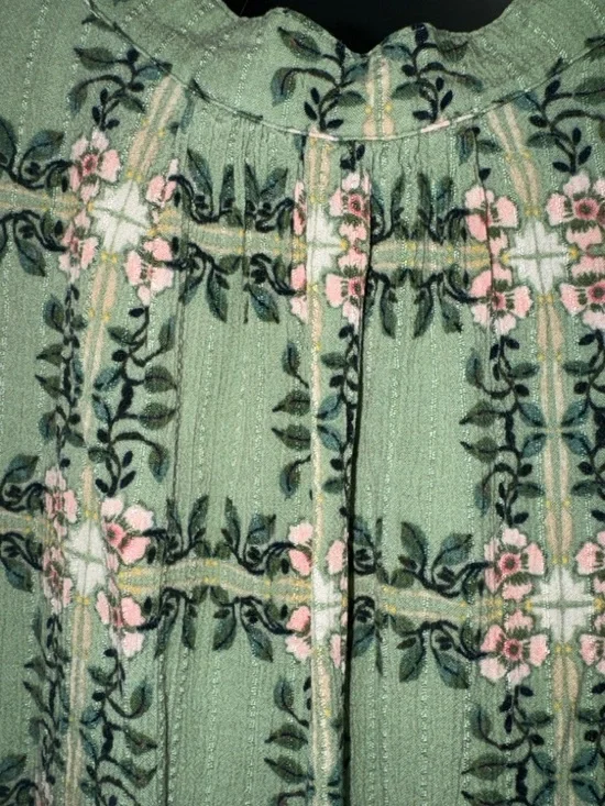 LOFT Green Floral Grid V-Neck Short Sleeve Blouse - Picture 9 of 9